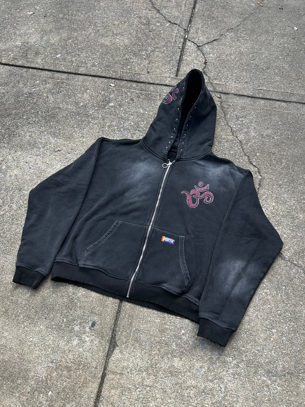 ENLIGHTENMENT ZIP UP